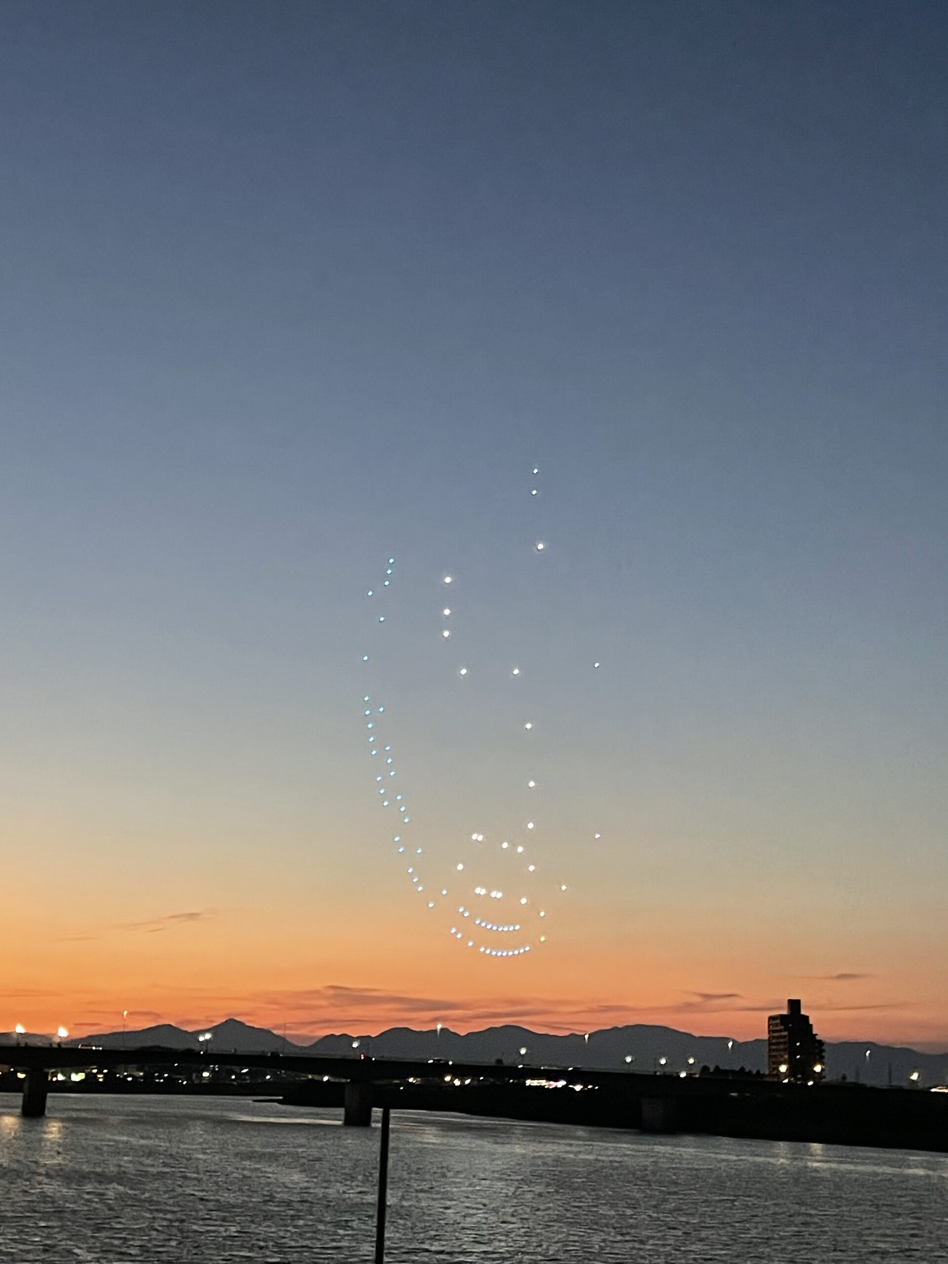 ドローン